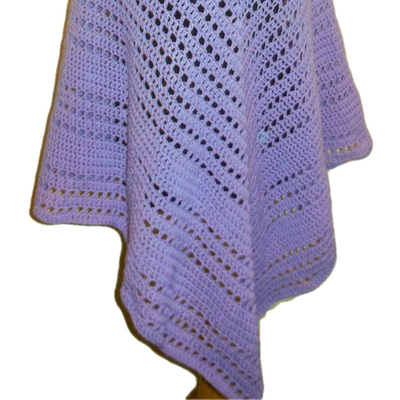 Poncho Crochet Lavender Tussled Exclusive Handmade - Picture 3 of 7